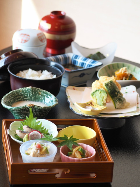 7月昼膳.jpg